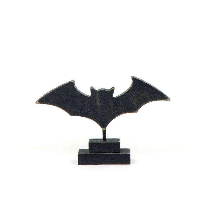 50423 - 8x5x2 wood standing (BAT) HALLOWEEN Decor