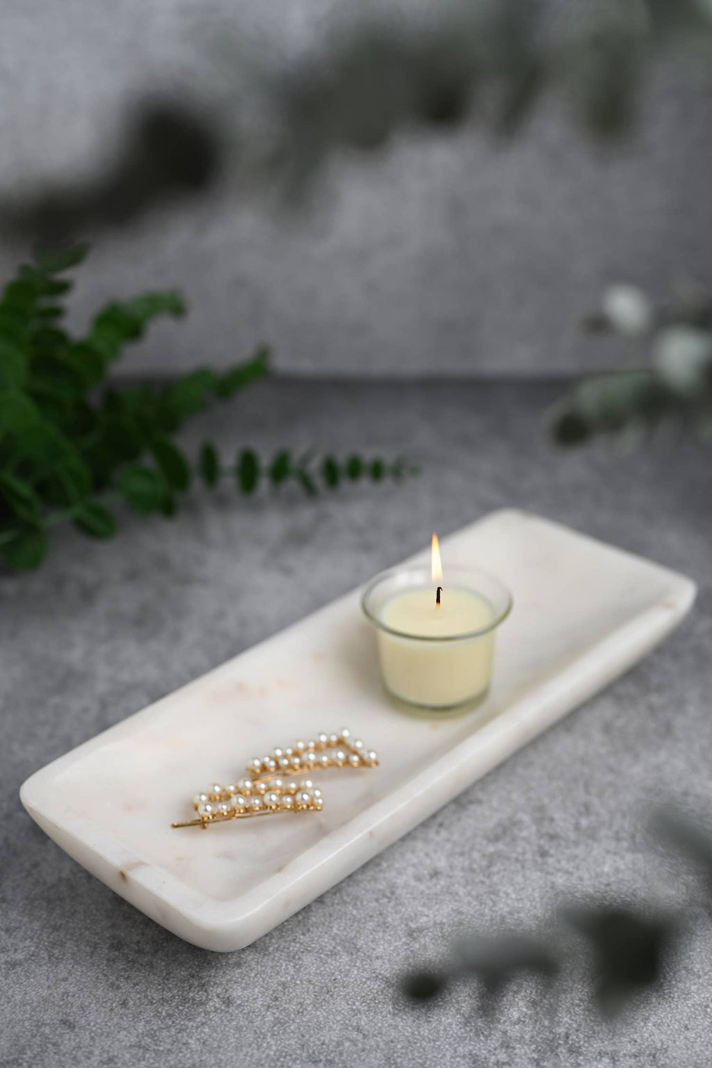 Sm. White Marble Round Edged Tray