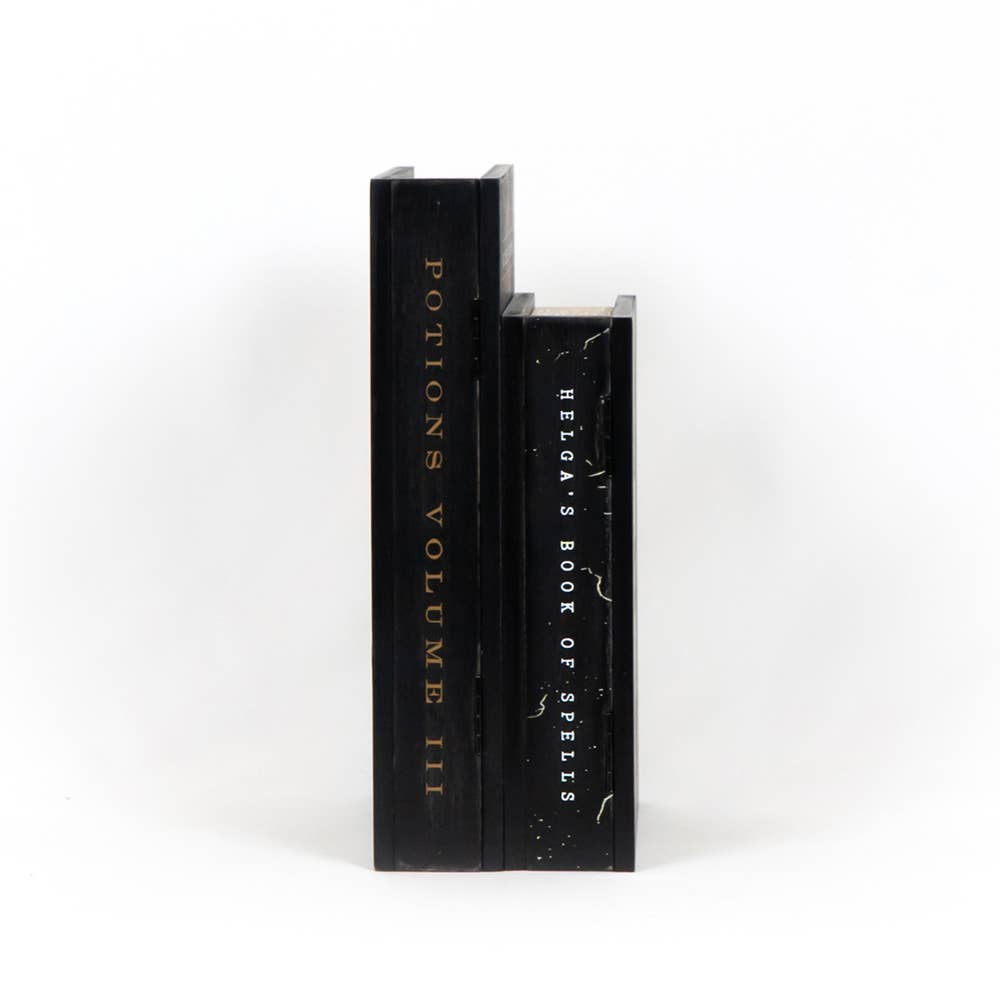 50442 - 8x12 box w/hinge s/2 (BOOK SPELLS) HALLOWEEN Decor