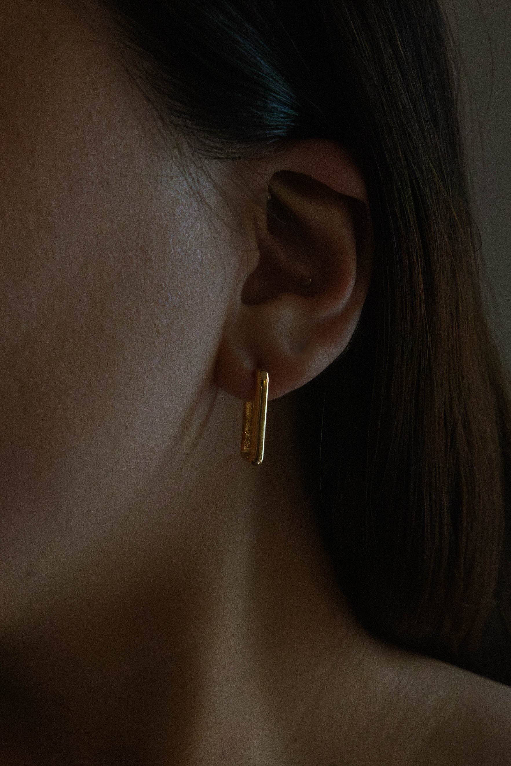 Rounded Rectangle Hoop Earrings | Gold