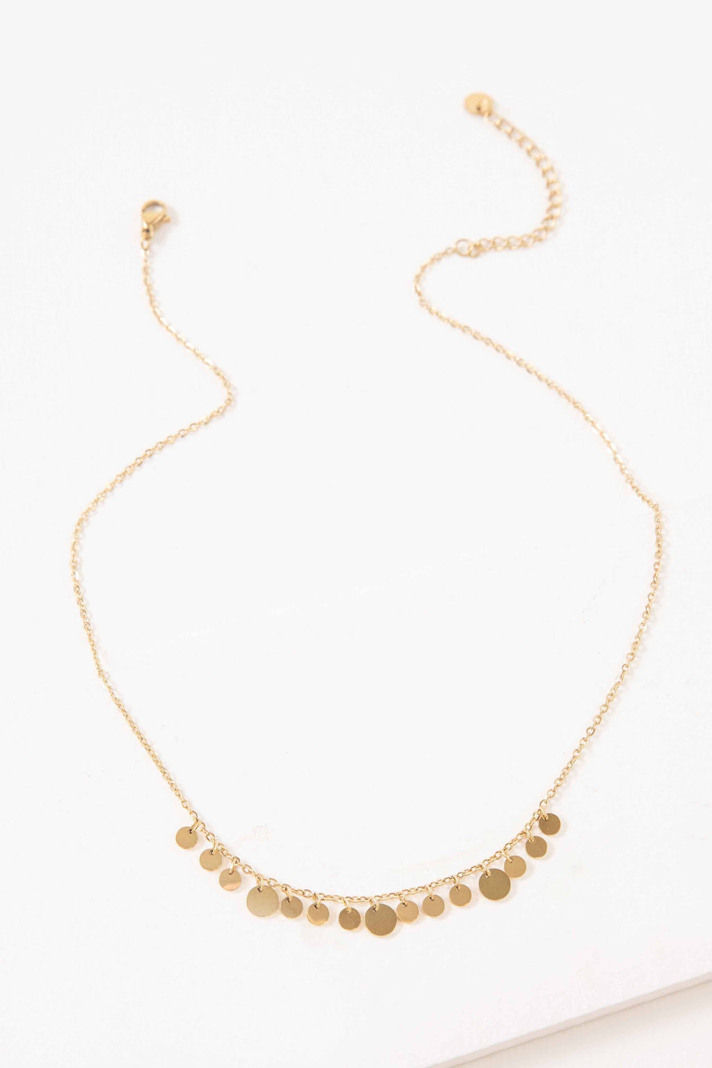 Nur Circle Charm Necklace