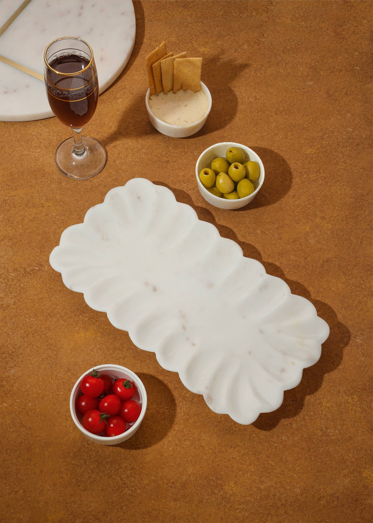 Scalloped Elegance Marble Platter