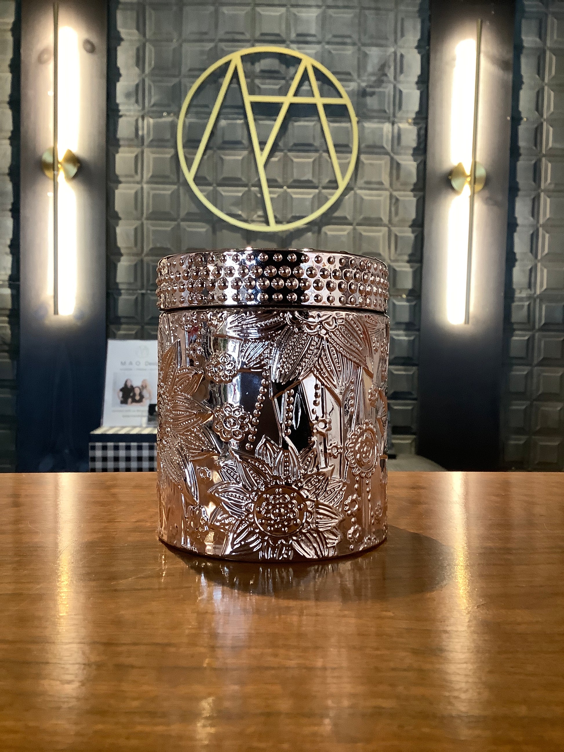 Sigscent 80 Rose Gold Floral Jar Candle
