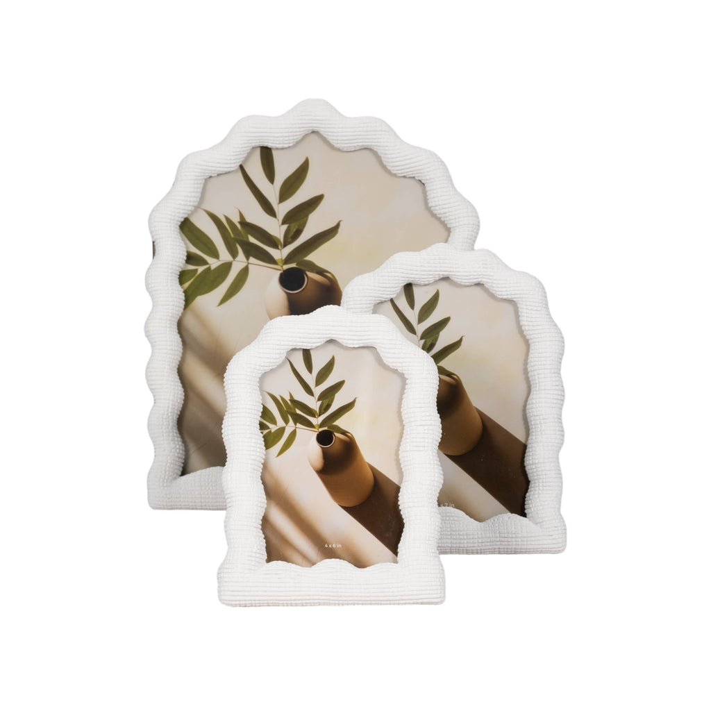 Resin Sculptural Texture Photo Dome Frame - White, 4x6 in.