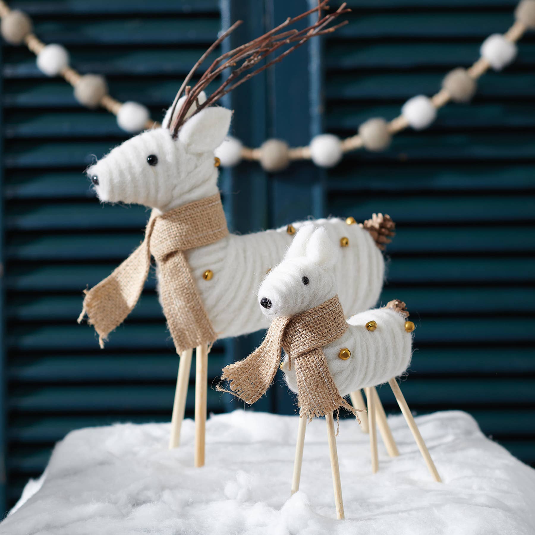 Cream Reindeer Set