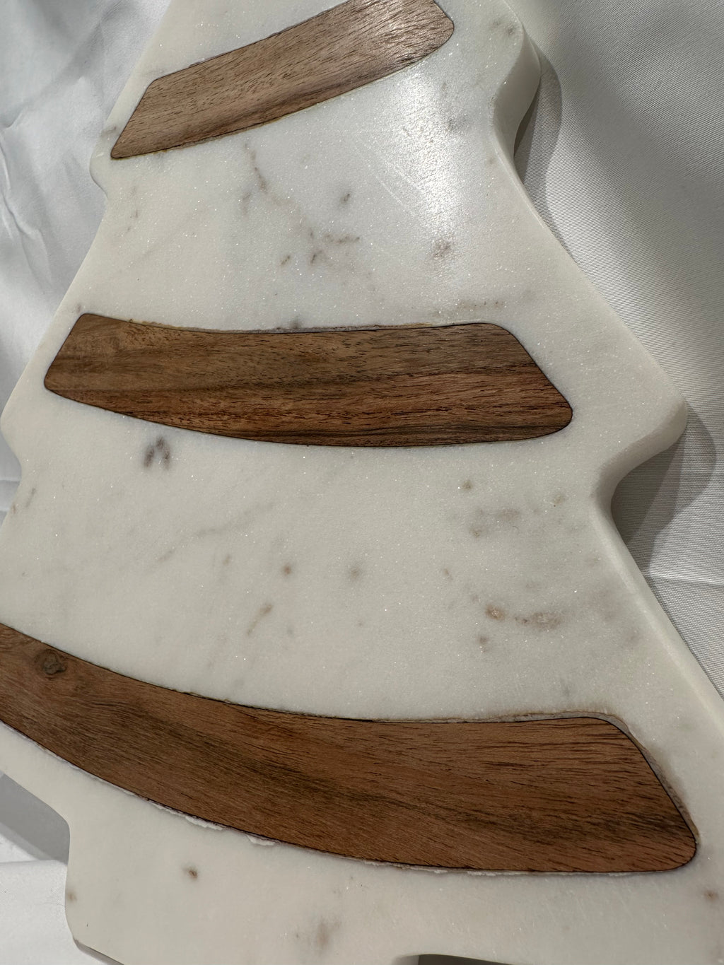 Trim The Tree Serving Board   White/Natural   11x14