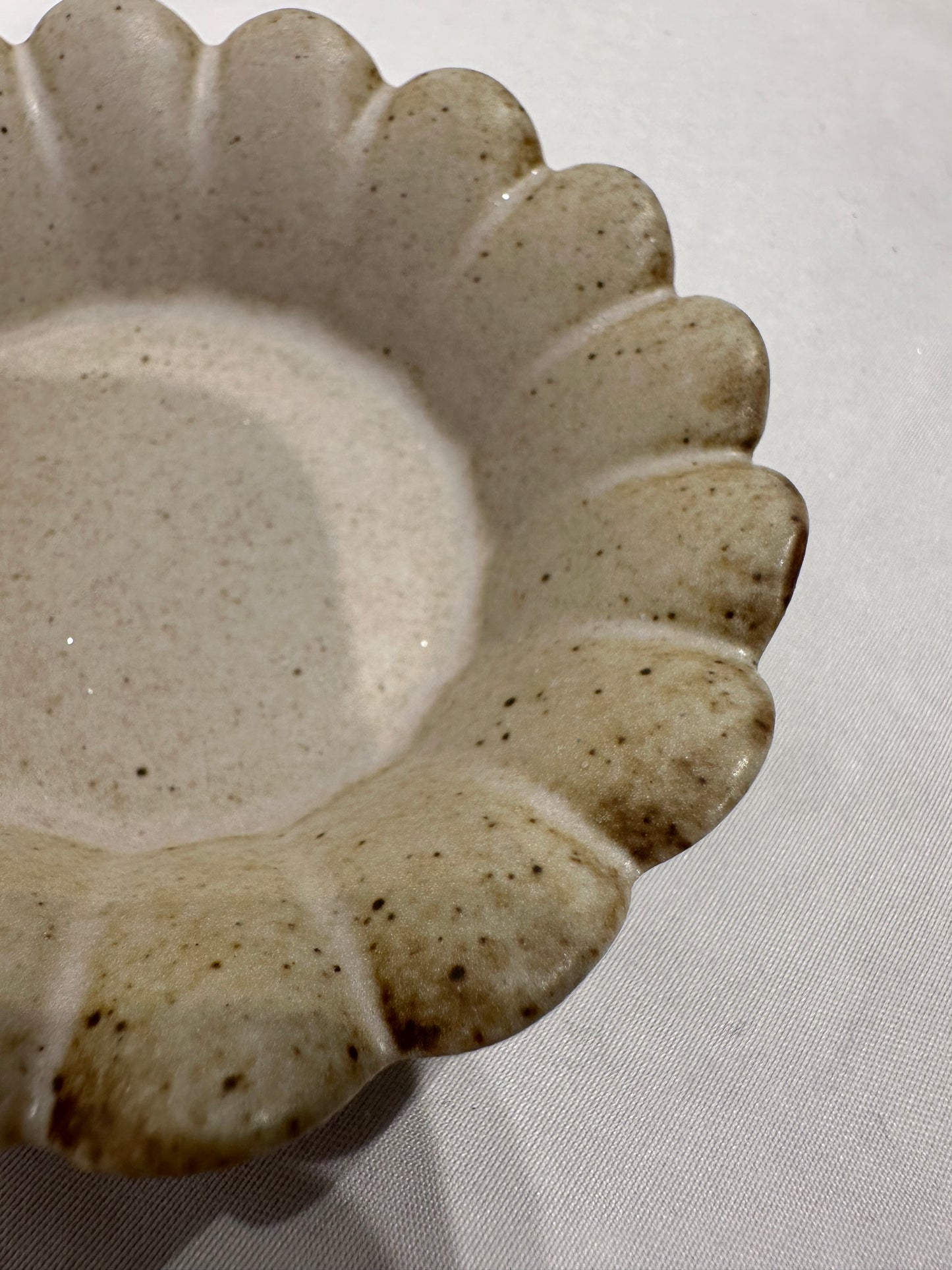 Gohobi Small Stoneware Plate