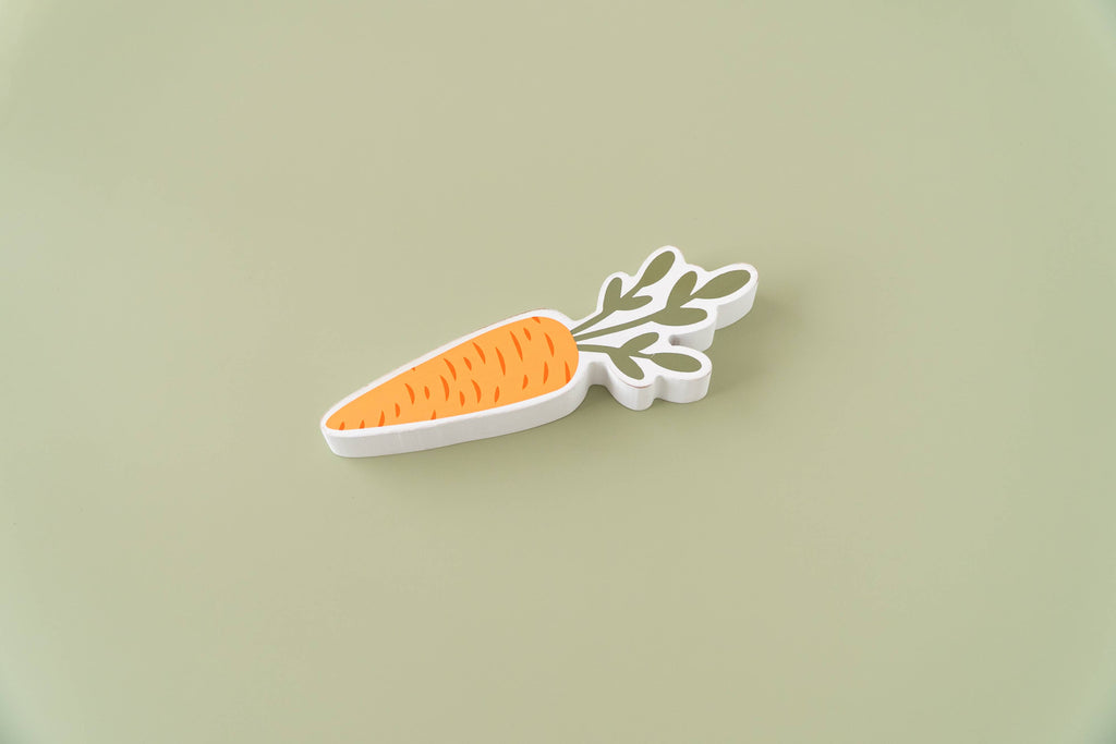 30273 - 8x2.5x1 wd chunky cutout (CARROT) EASTER SPRING