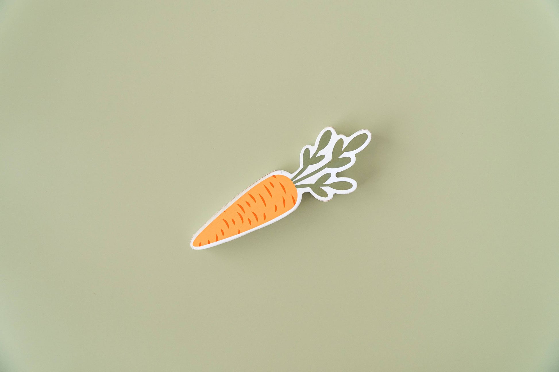 30273 - 8x2.5x1 wd chunky cutout (CARROT) EASTER SPRING